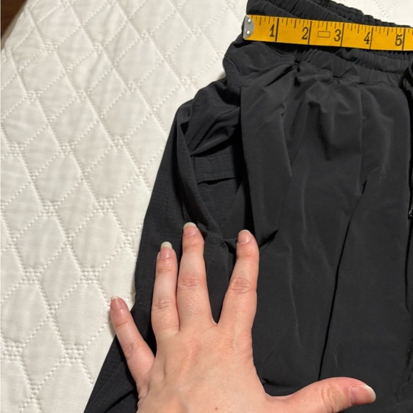 Outdoor Voices The OV Nylon Women’s Track Pants - Picture 7 of 11